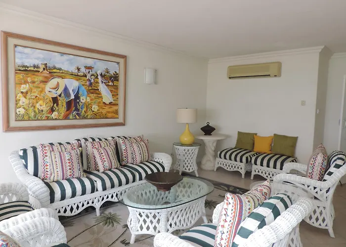 Coral Sands Beach Resort